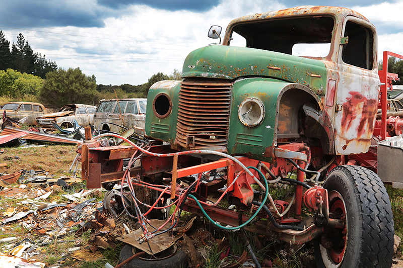 Smash Palace : Car Wreckers : Horopito : New Zealand : Richard Moore : Journalist : Photographer :